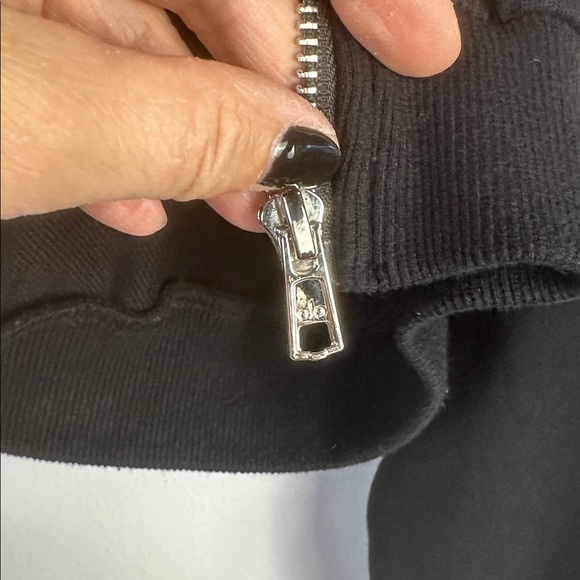 Alo Yoga Sweet Escape Zip Up S Hoodie French Terry Cropped Sweatshirt Athleisure - Picture 7 of 16